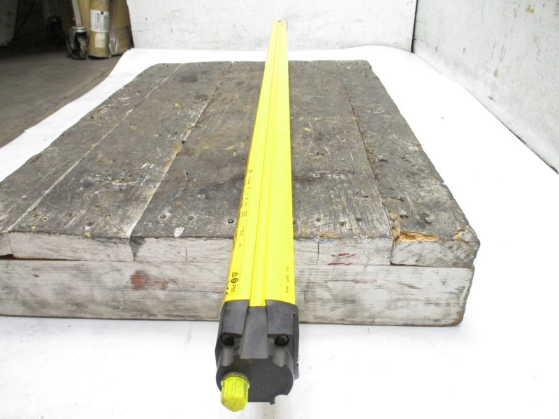 SICK XC40E-1503A0A0AAC0 1204143 C4000 24VDC NSNP