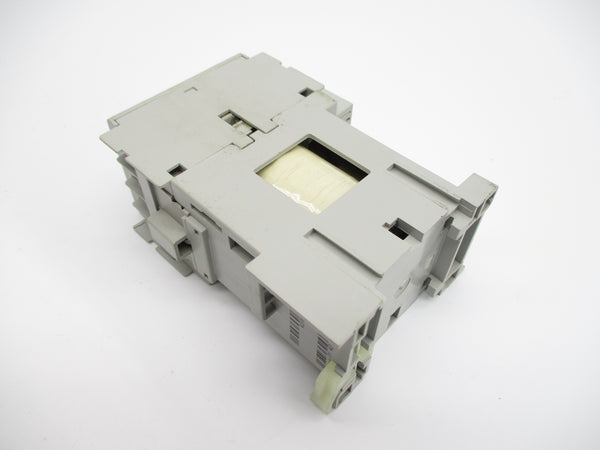 ALLEN BRADLEY 700-CF310ZJ SER. A 24VDC NSNP
