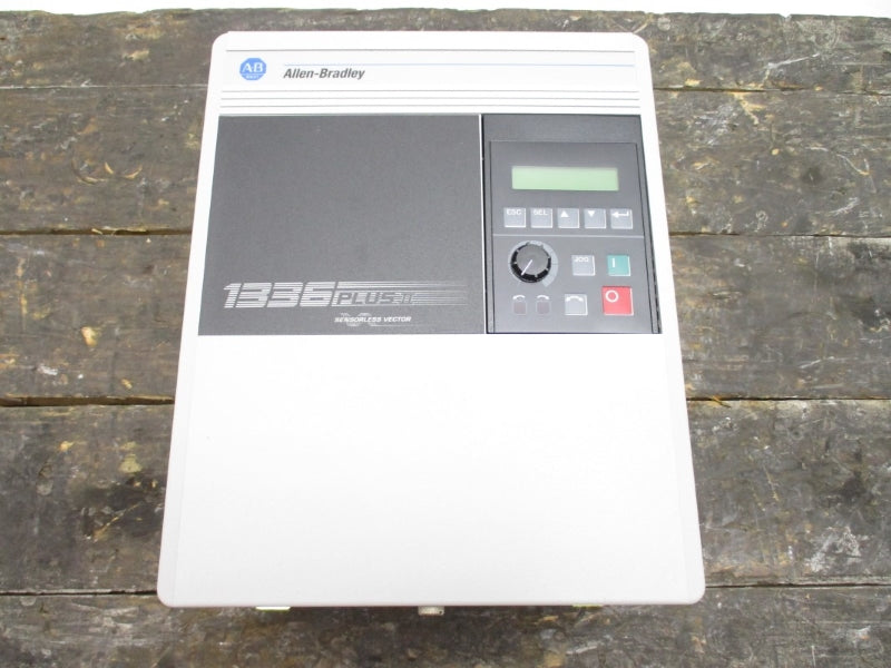 ALLEN BRADLEY 1336F-BRF100-AA-EN-HAS1-L5 SER. A F/W 5.003 380/480VAC NSMP