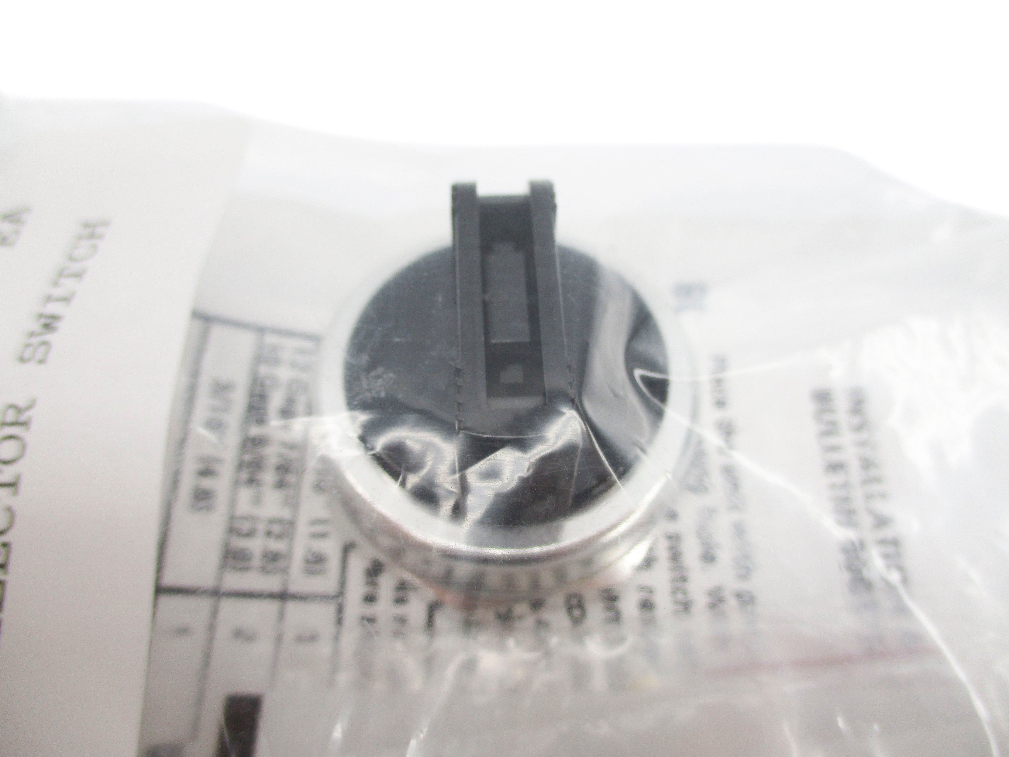ALLEN BRADLEY 800T-N230 SER. N NSMP