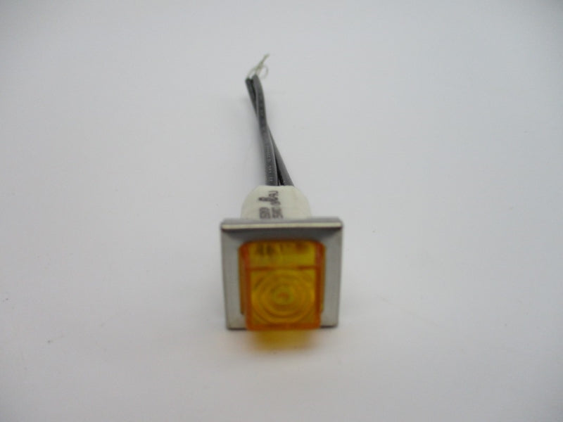 CHICAGO MINIATURE LIGHTING 1050N3 125VAC NSNP