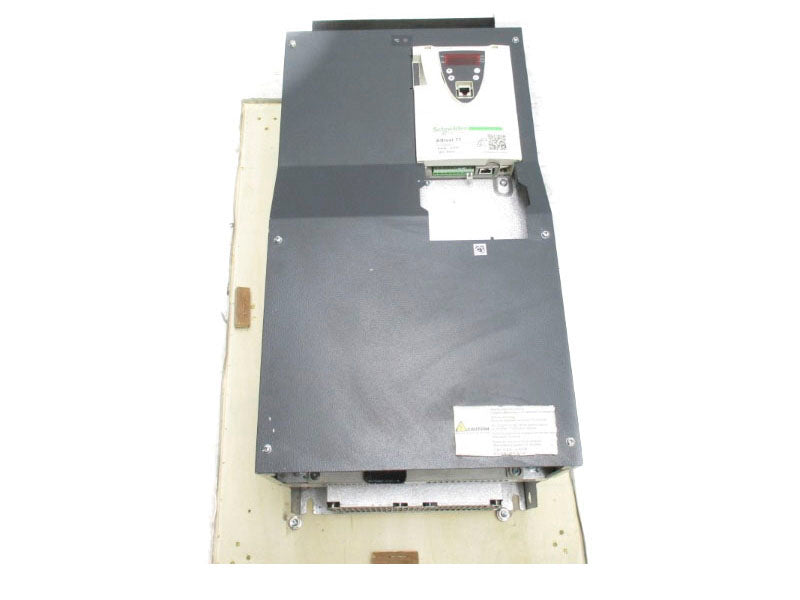 SCHNEIDER ELECTRIC ATV71HP45N4Z 380/480V 104A NSNP