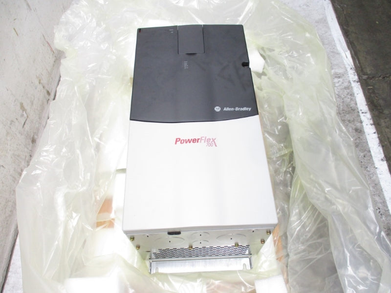 ALLEN BRADLEY 20BD096A0ANNANC0 SER. A F/W 3.002 480VAC 96A NSMP