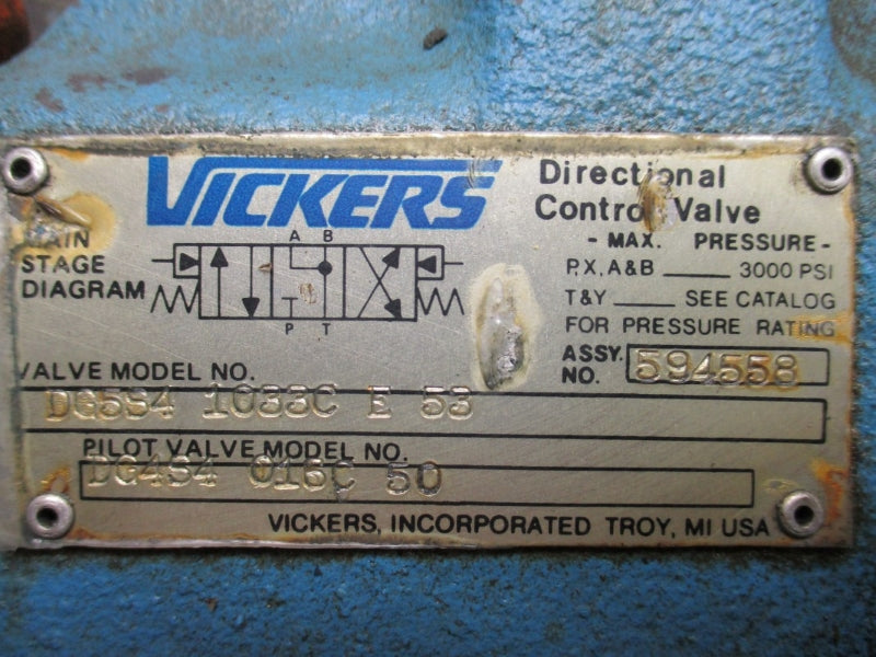 VICKERS DG5A41033CE53 594558 3000PSI UNMP