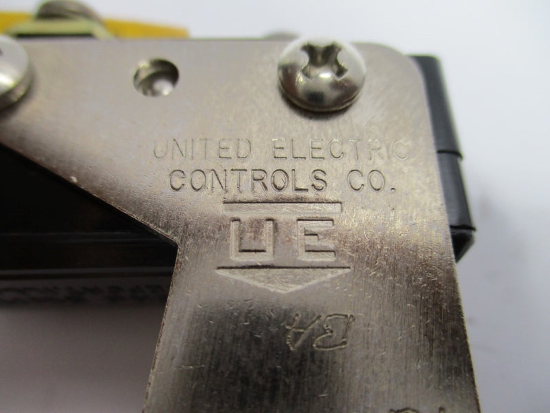 UNITED ELECTRIC J40-13216 250VAC 5A 0-60PSI NSNP