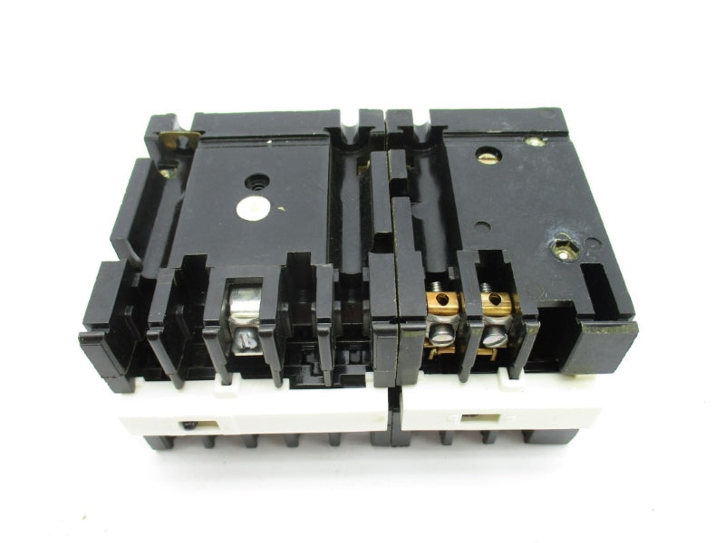 GENERAL ELECTRIC CR122AD02241AA SER. A 300VAC 10A NSMP