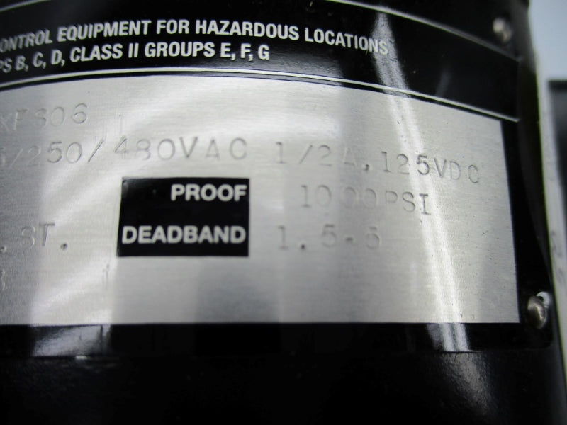 ASHCROFT B724BXFS06 125/250/480VAC 15A 100PSI NSMP