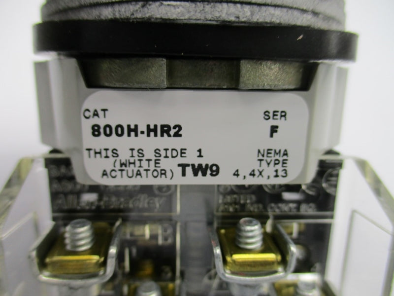 ALLEN BRADLEY 800H-HR2A SER. F (WH) NSMP