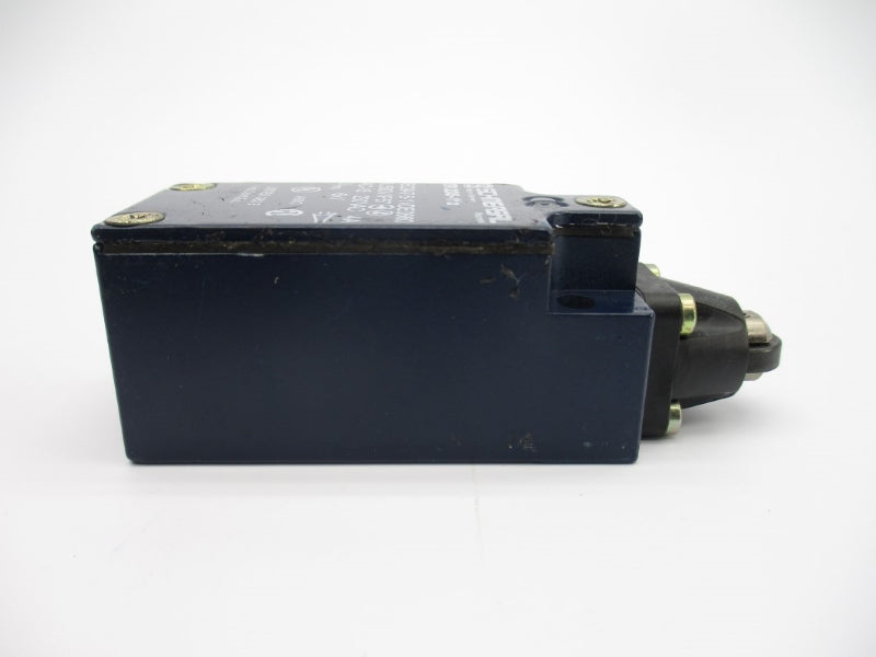 SCHMERSAL TR235-11Z 230VAC 4A NSNP