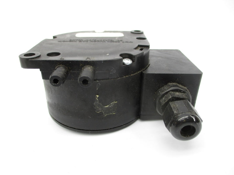 DWYER 604D-10 10-35VDC 5PSI 0-10IN.W.C NSNP