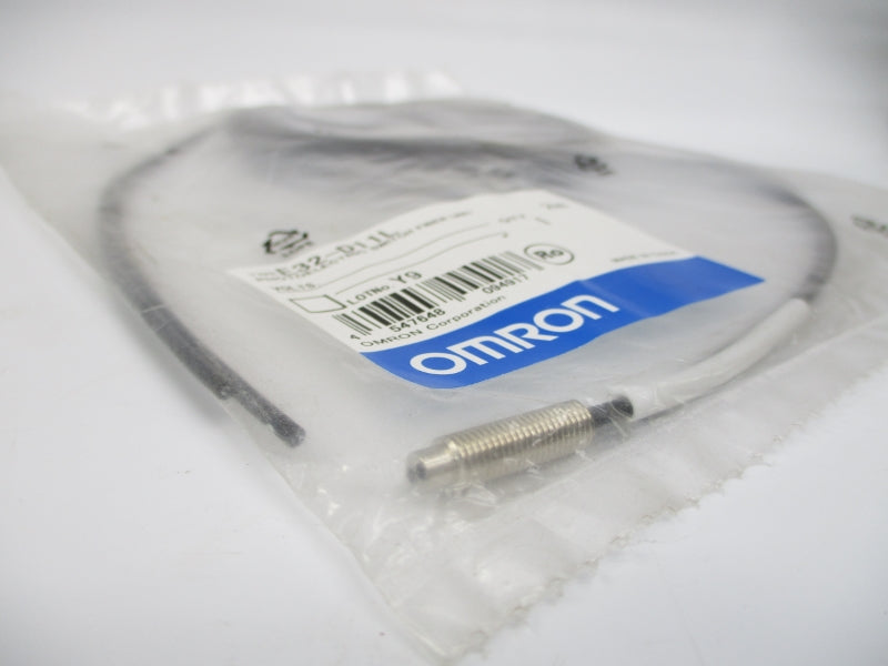 OMRON E32-D11L 2M NSMP
