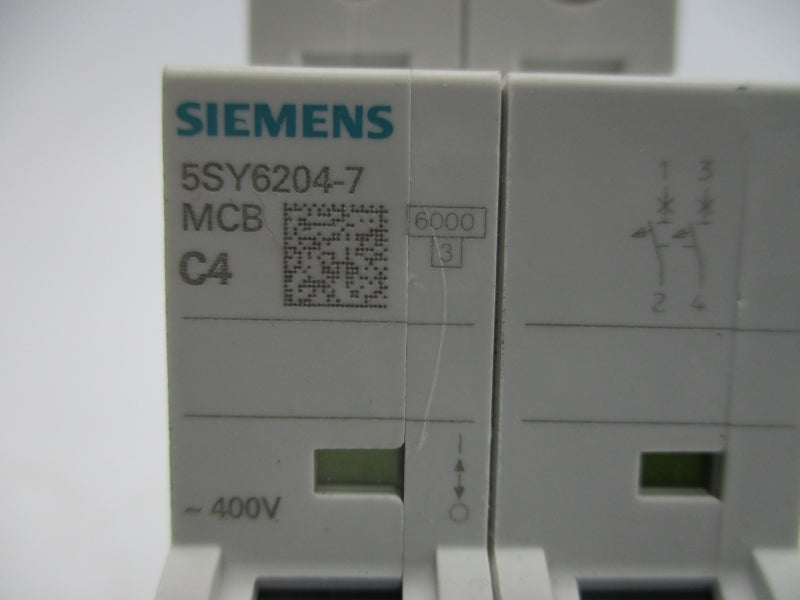 SIEMENS 5SY6204-7 400V 4A NSNP