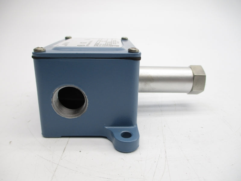 UNITED ELECTRIC J6-356 480VAC 15A 0-100PSI NSNP