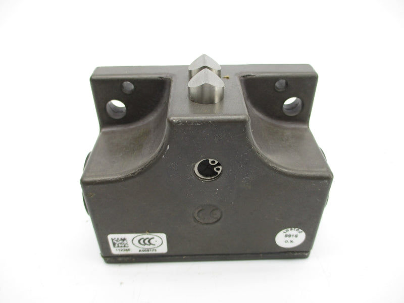 EUCHNER SN02D12-502-MC1688 070090 230V 6A NSNP