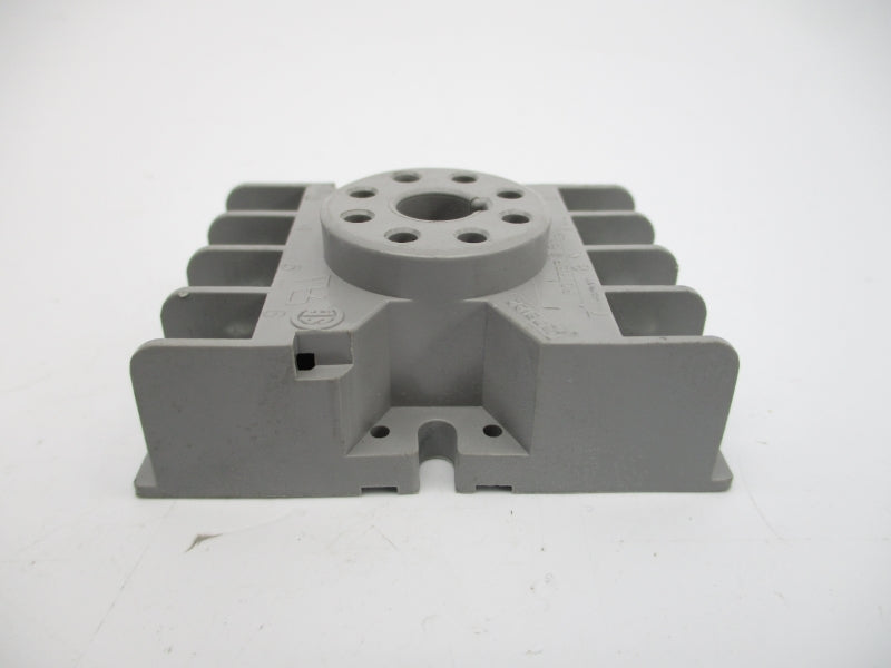 POTTER&BRUMFIELD 27E122 300V 10A NSNP
