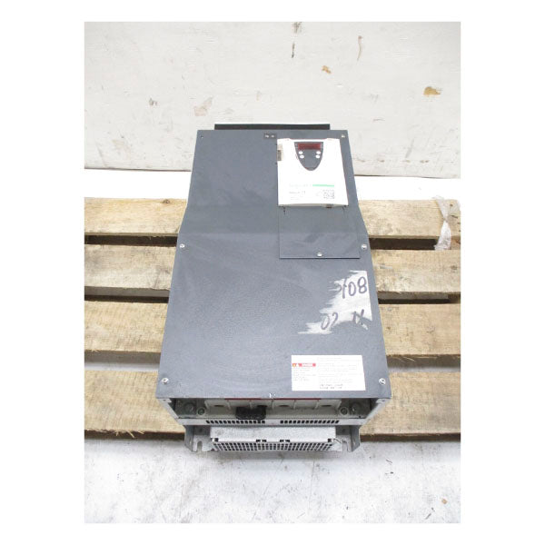SCHNEIDER ELECTRIC ATV71HD55N4 380-480V 116A NSNP