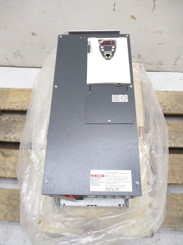 SCHNEIDER ELECTRIC ATV61HD37N4Z 380-480V 84A NSMP