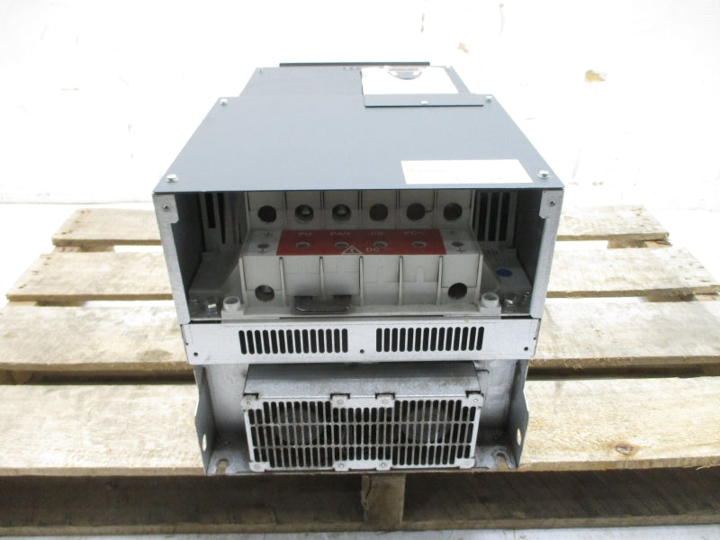 SCHNEIDER ELECTRIC ATV71HD45N4S337 380-480V 104A UNMP
