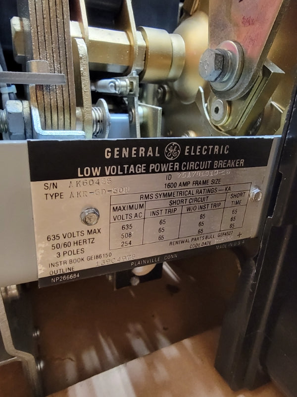 GENERAL ELECTRIC AKR-6D-50H 75A781019-15 635VAC 1600A NSMP