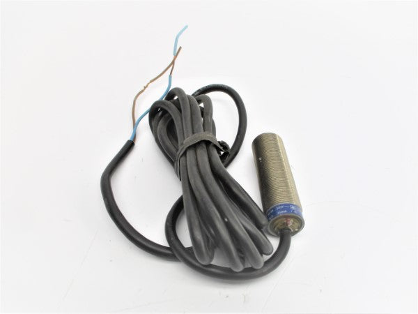 TELEMECANIQUE XS1M18FA260 24-240V NSNP