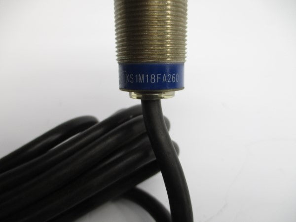 TELEMECANIQUE XS1M18FA260 24-240V NSNP