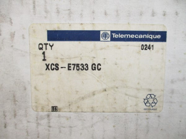 TELEMECANIQUE XCS-E7533GC 110-240V 3A NSMP
