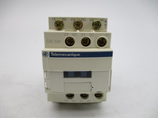 TELEMECANIQUE CAD506E7 48V NSMP