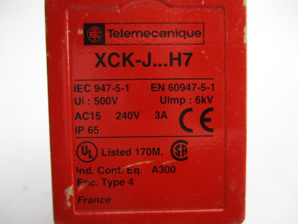 TELEMECANIQUE XCKJ5910H7 240V 3A NSNP