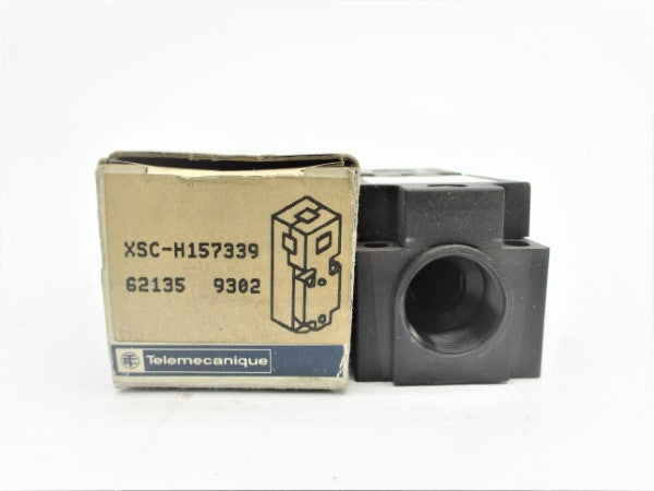 TELEMECANIQUE XSC-H157339 12-48V NSMP