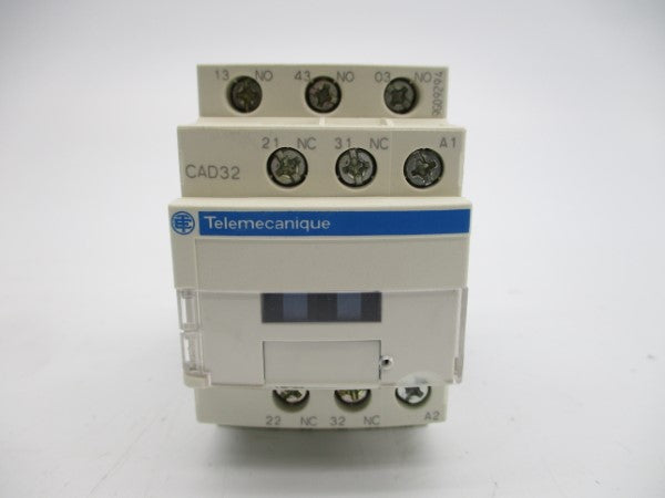 TELEMECANIQUE CAD32E7 48V NSMP