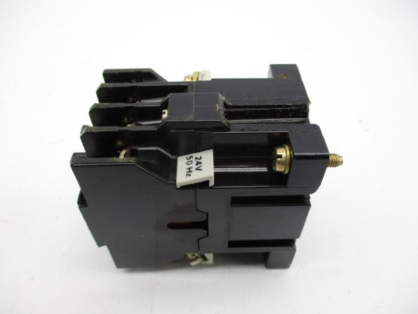 TELEMECANIQUE CA2-DN131 24V 10A NSMP