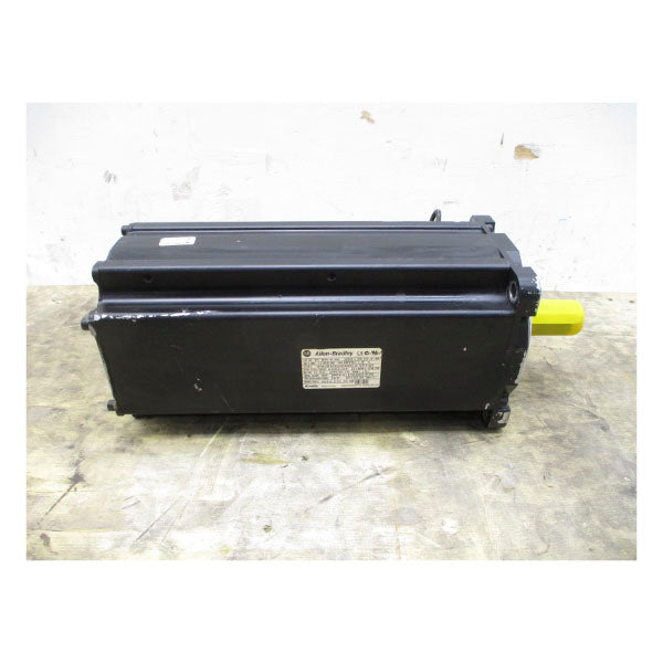 ALLEN BRADLEY MPL-B680B-M-X141 SER. A 460V 13.7A UNMP