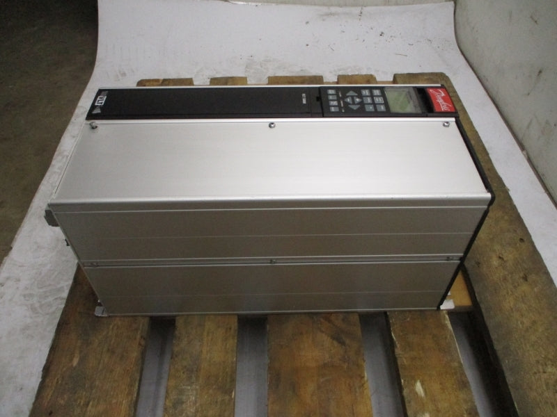 DANFOSS VLT5022PT5C2OSTRODLF00A31C0 175Z4318 380-500V 37.5A NSNP