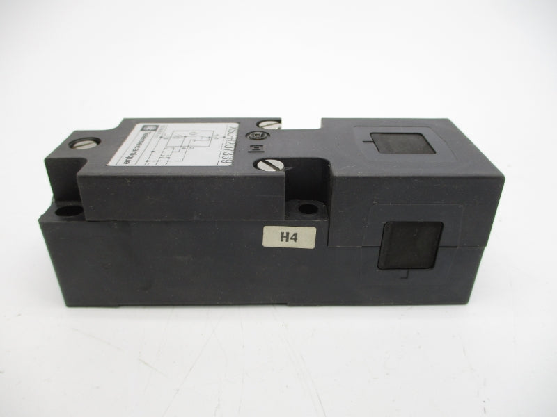 TELEMECANIQUE XSC-H207339 12/48V NSNP