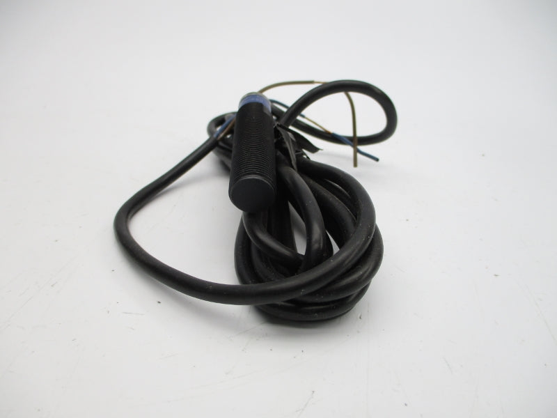 TELEMECANIQUE XS4P12FA260 24-240V NSNP