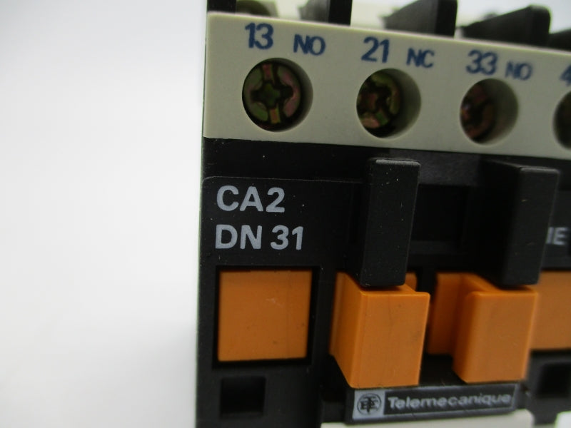 TELEMECANIQUE CA2DN31X6 600V 10A NSNP