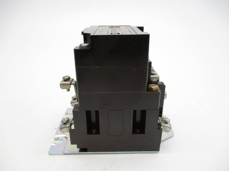 CUTLER HAMMER C10CN30 SER. A1 110/120V 27A NSNP
