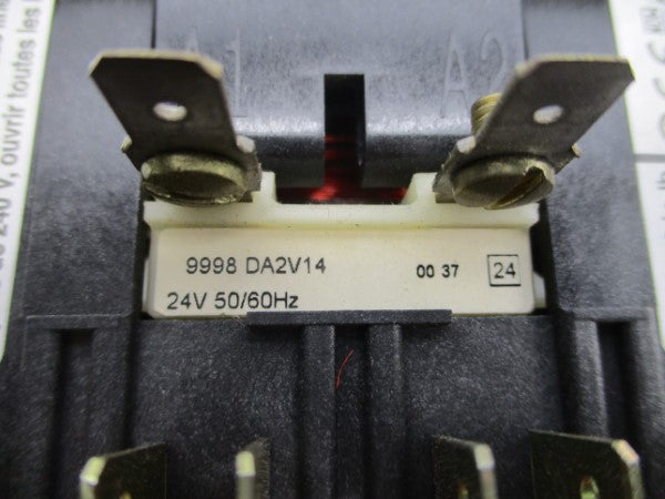 SQUARE D 8910DPA44 SER. B 24V 40A NSNP