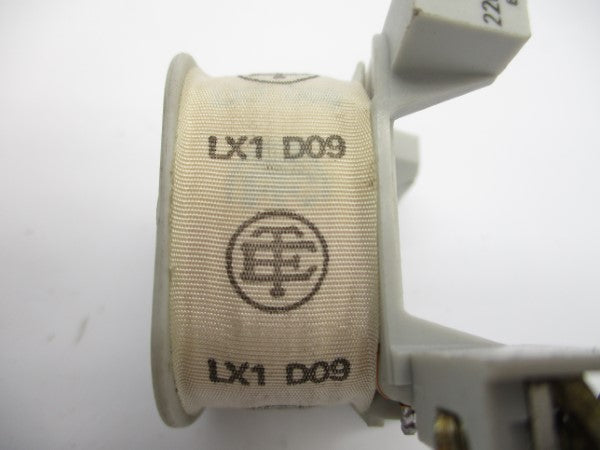 TELEMECANIQUE LX1D09 220-240V NSNP