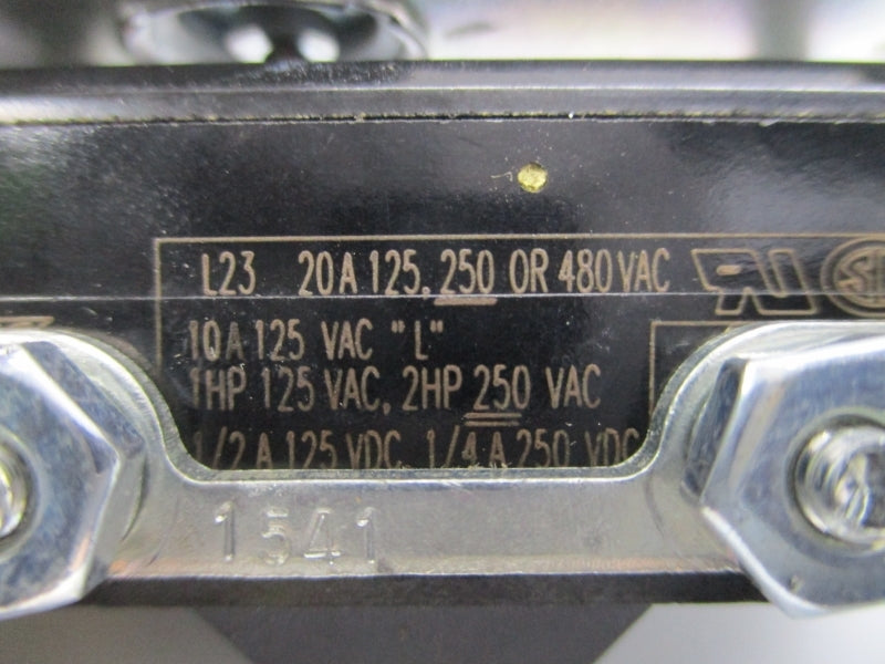MICRO SWITCH YA-2R-A2 480VAC 10A NSNP