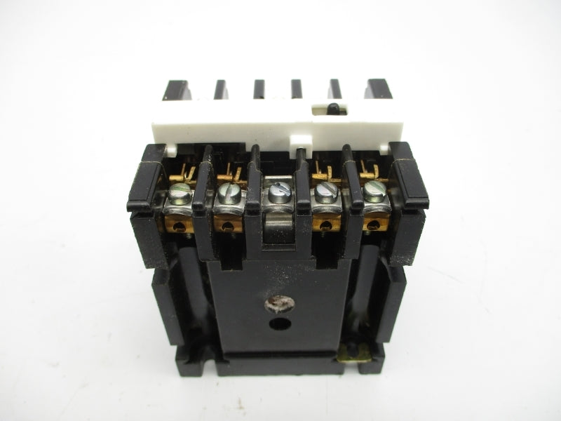GENERAL ELECTRIC CR120ADD0441AA SER. A 125VDC 10A NSMP