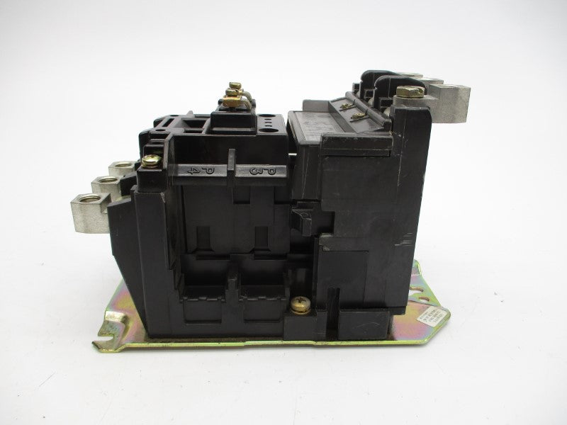 ALLEN BRADLEY 500F-COD930 SER. B 110/115-120V 45A UNMP