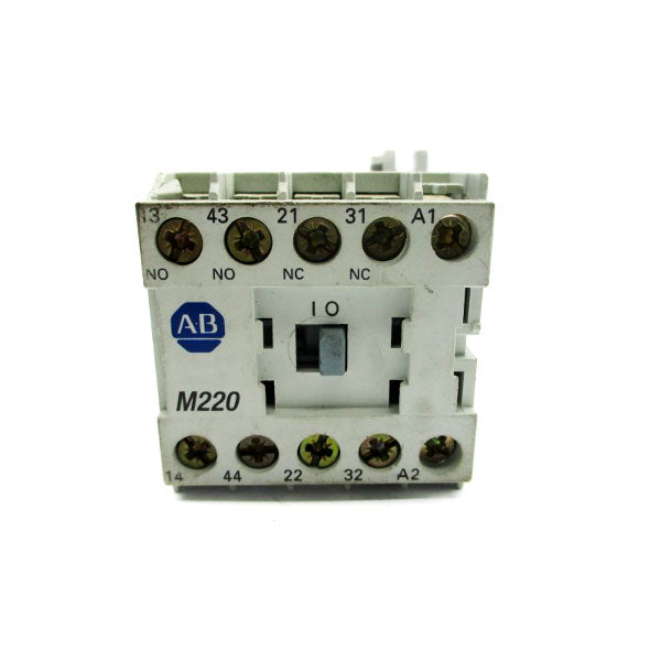 ALLEN BRADLEY 700DC-M220J SER. A 24VDC 16A UNMP