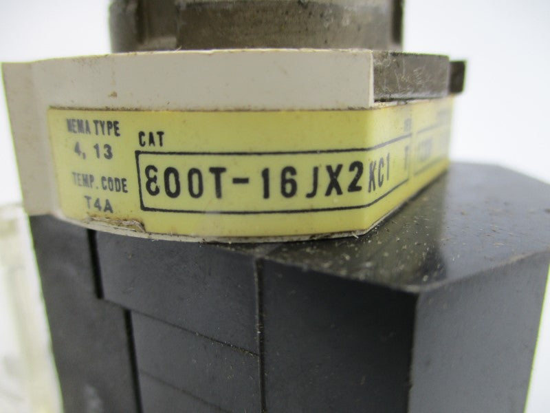 ALLEN BRADLEY 800T-16JX2KC1 SER. T 120V UNMP