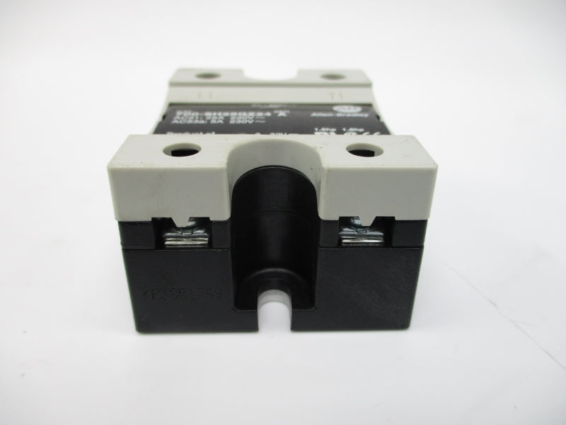 ALLEN BRADLEY 700-SH25GZ24 SER. A 3-32V NSNP