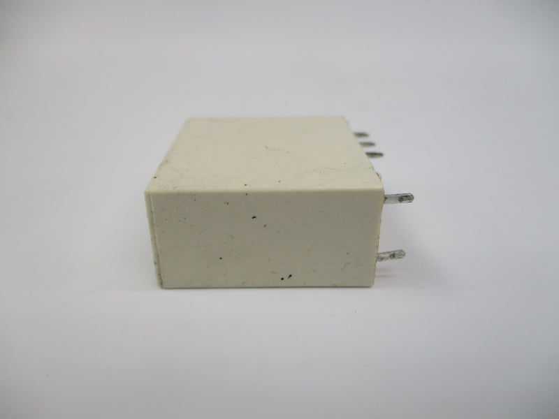 DOLD OW5669.12/698/61 250V 8A UNMP