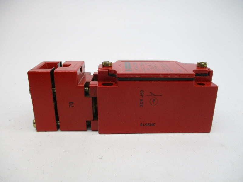 TELEMECANIQUE XCKJ5970H29 240V 3A NSMP