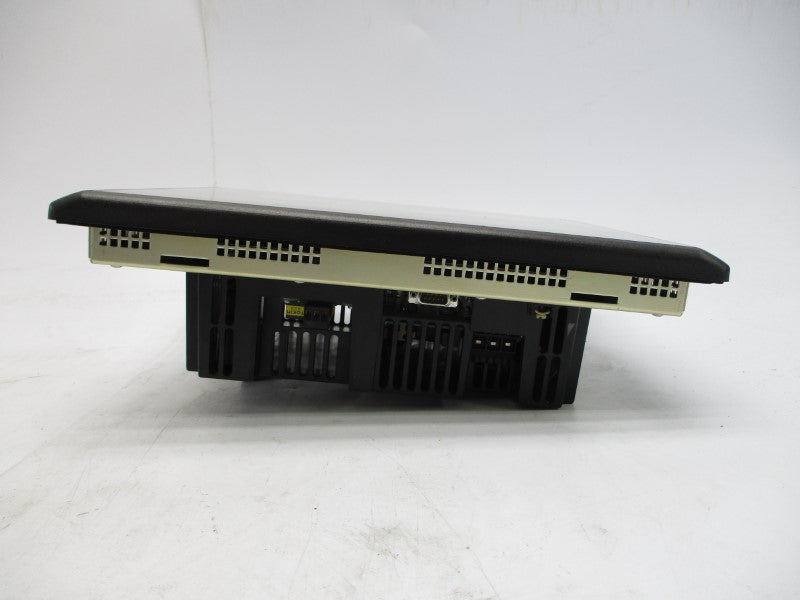 ALLEN BRADLEY 2711-T10C8 SER. D F/W 4.41 100-240VAC 0.4-0.25A NSNP