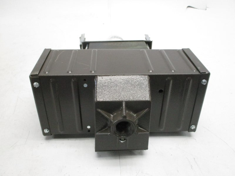 LUMARK LIGHTING MHSS-22M-400-MT 120/208/240/277V 4.0/2.3/2.0/1.75A NSMP