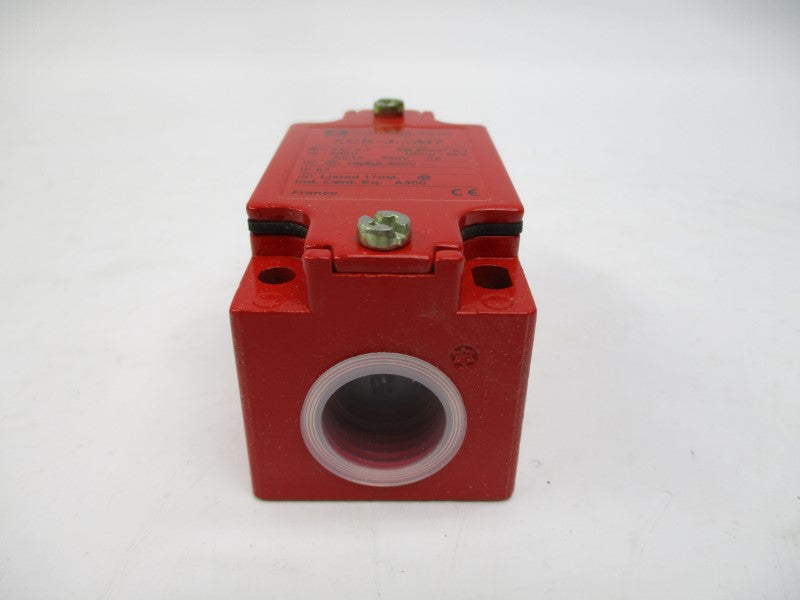 TELEMECANIQUE XCK-J79 240V 3A NSNP